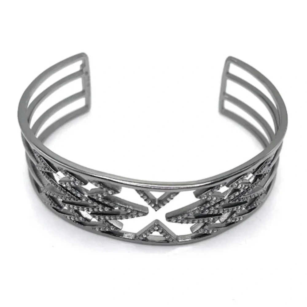 Stella & Dot | Black Pavé Hematite Fountaine Cuff Bracelet Retired